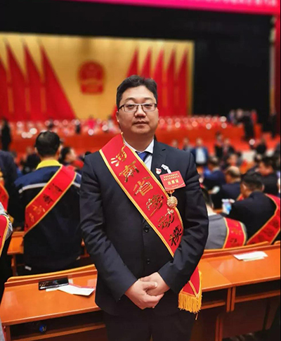 喜報！設(shè)備公司總經(jīng)理王鍇榮獲“河南省勞動模范”稱號